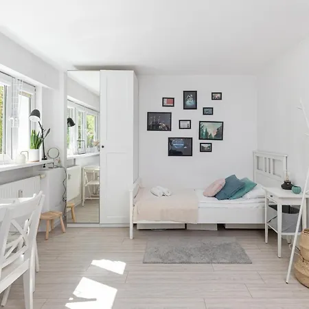 Appartement Rent Like - Raclawicka 154 Varsovie